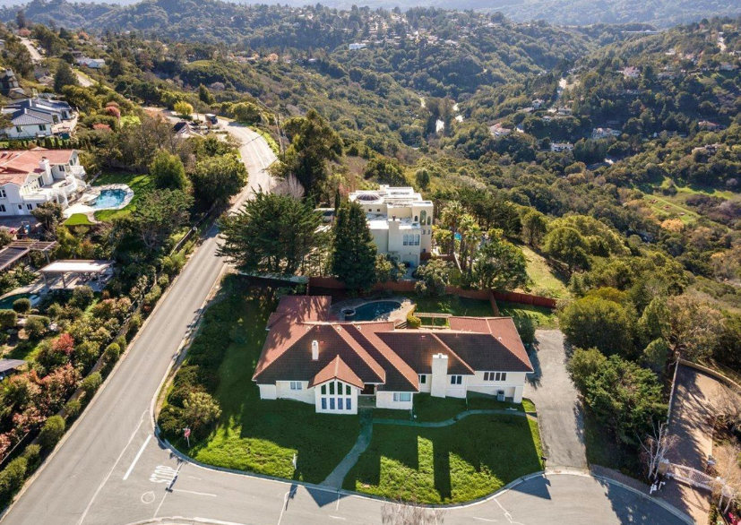 Neighborhood Neighborhood-3